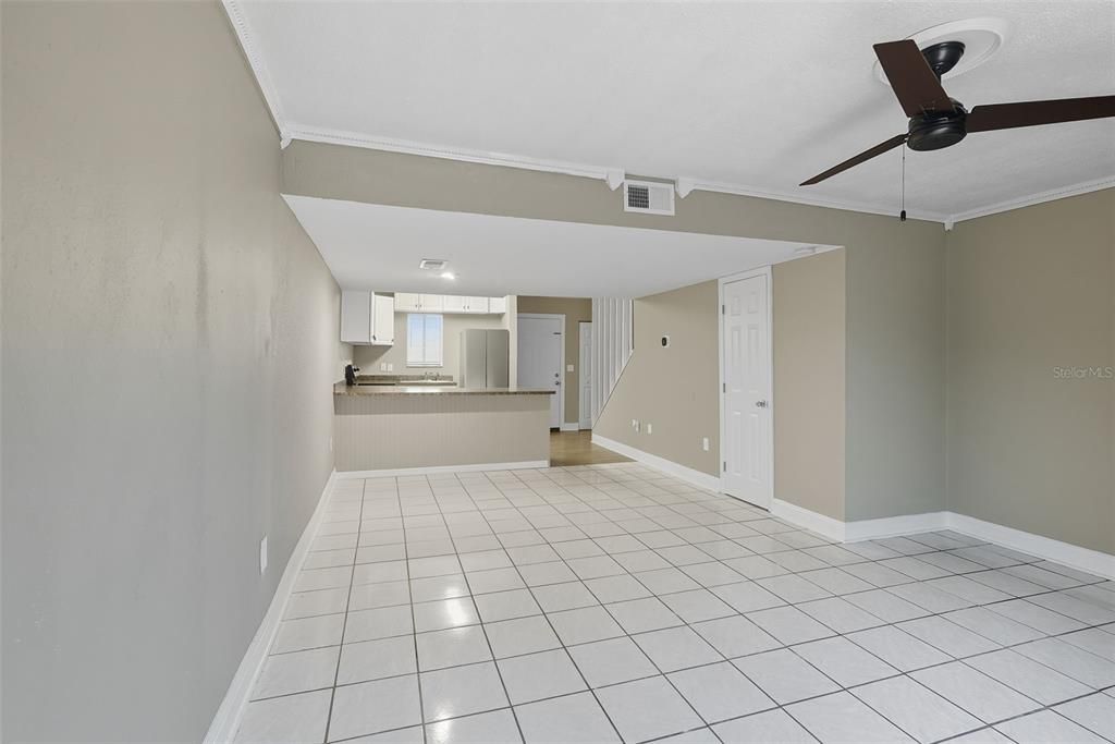 На продажу: $154,900 (2 спален, 1 ванн, 1158 Квадратных фут)