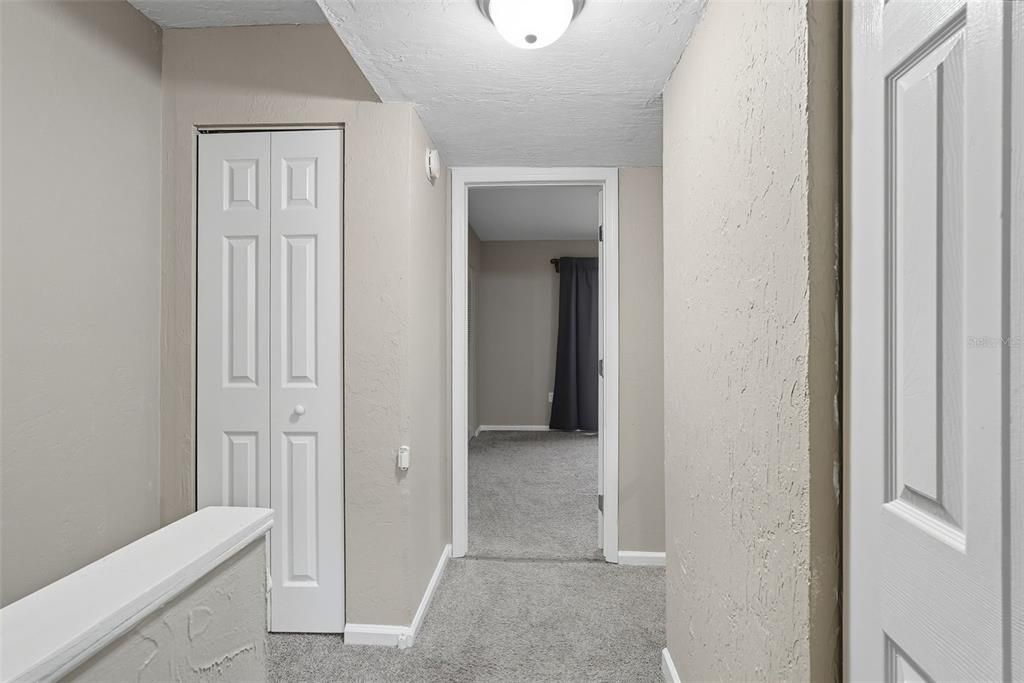 На продажу: $154,900 (2 спален, 1 ванн, 1158 Квадратных фут)