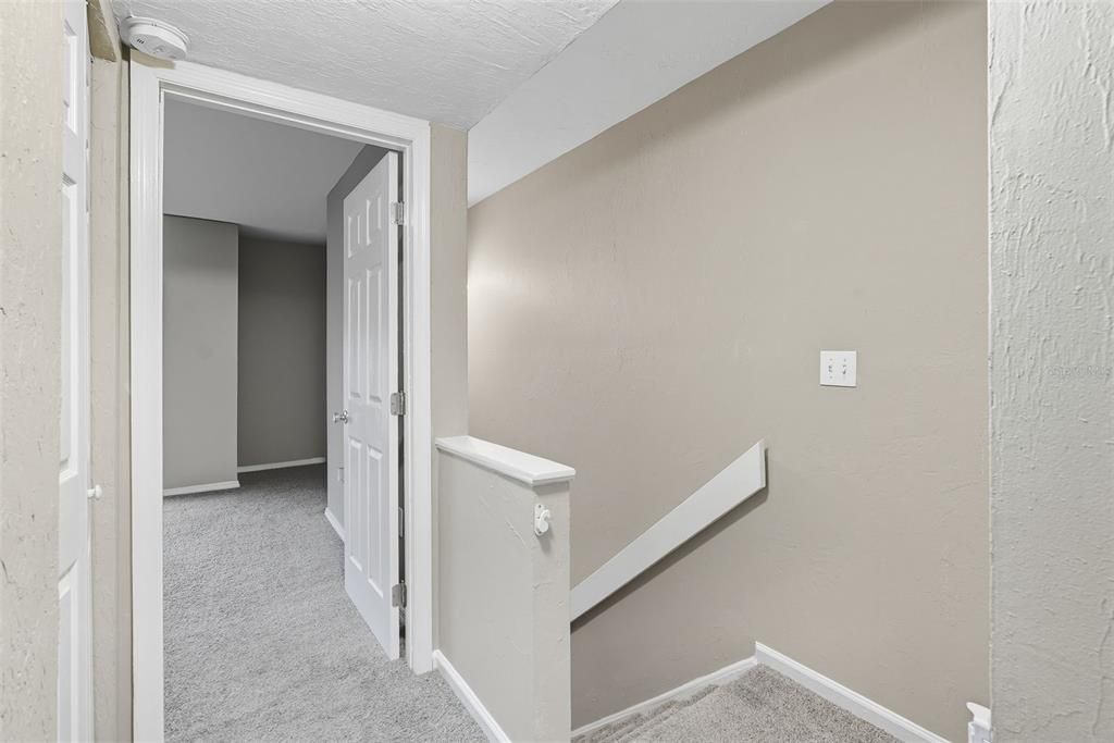 На продажу: $154,900 (2 спален, 1 ванн, 1158 Квадратных фут)