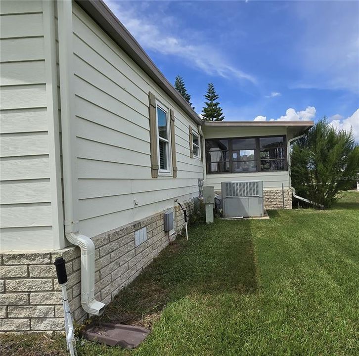 На продажу: $189,900 (2 спален, 2 ванн, 1631 Квадратных фут)