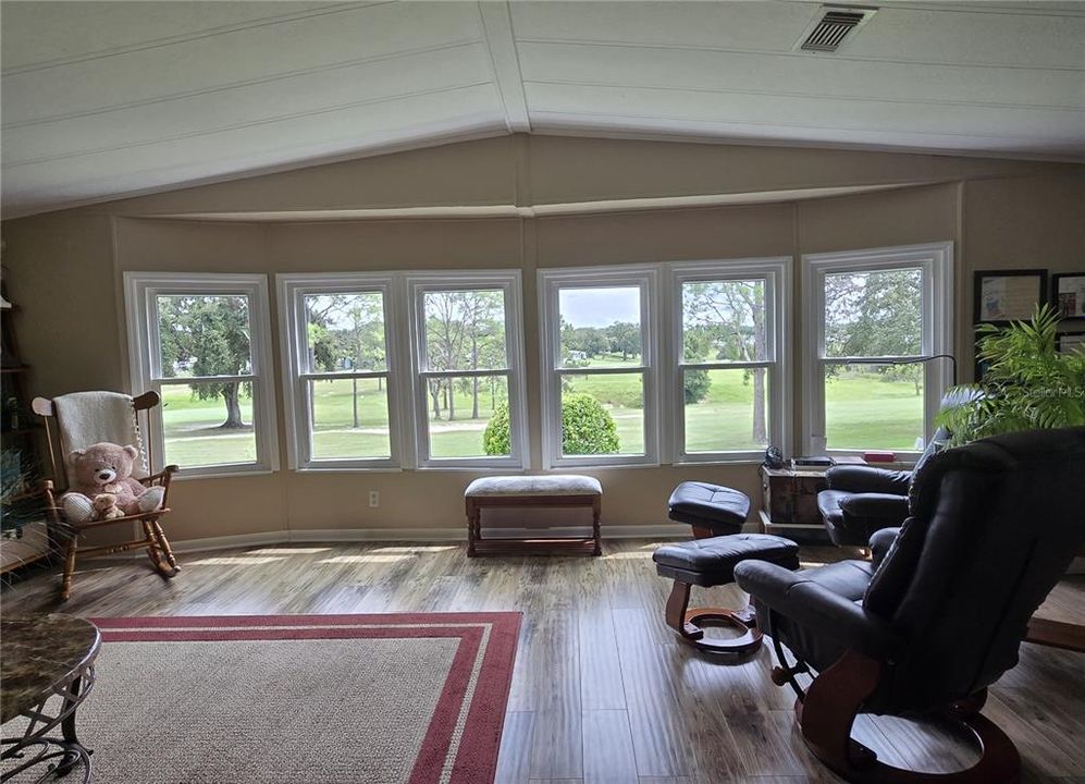 На продажу: $189,900 (2 спален, 2 ванн, 1631 Квадратных фут)