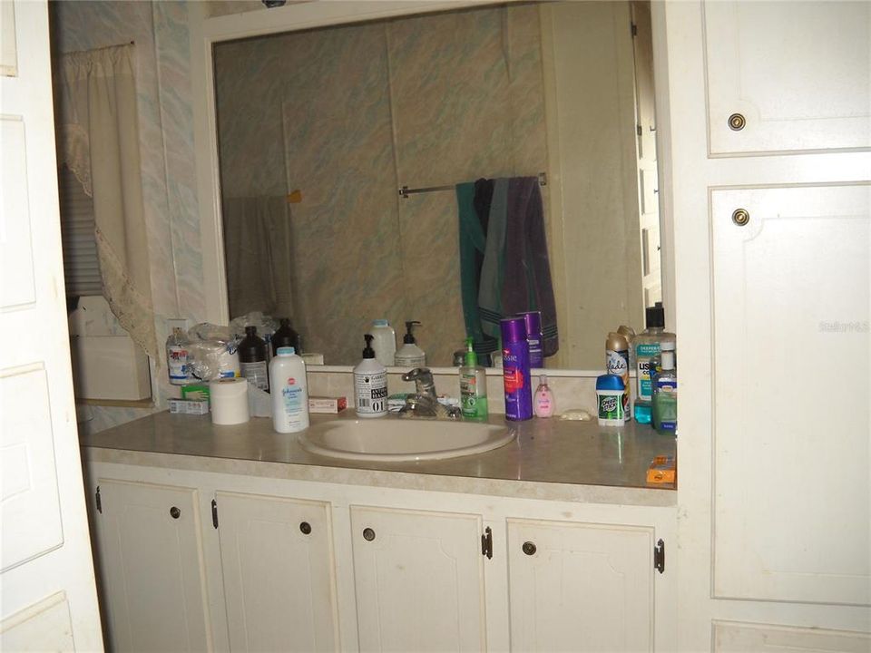 For Sale: $97,500 (3 beds, 2 baths, 1456 Square Feet)