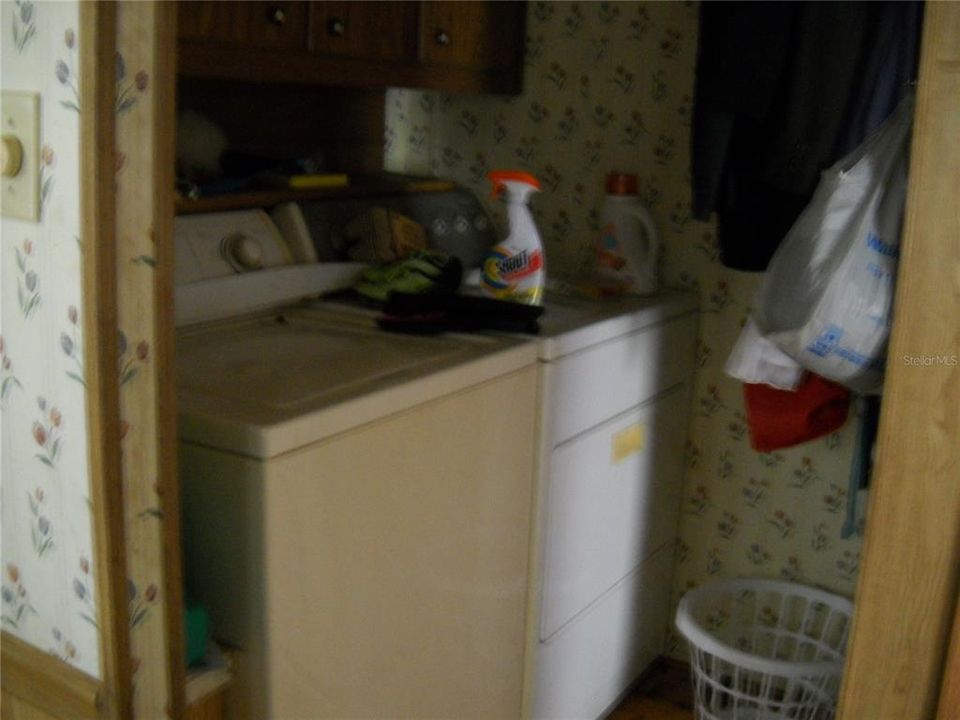 For Sale: $97,500 (3 beds, 2 baths, 1456 Square Feet)