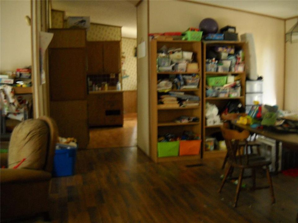 For Sale: $97,500 (3 beds, 2 baths, 1456 Square Feet)