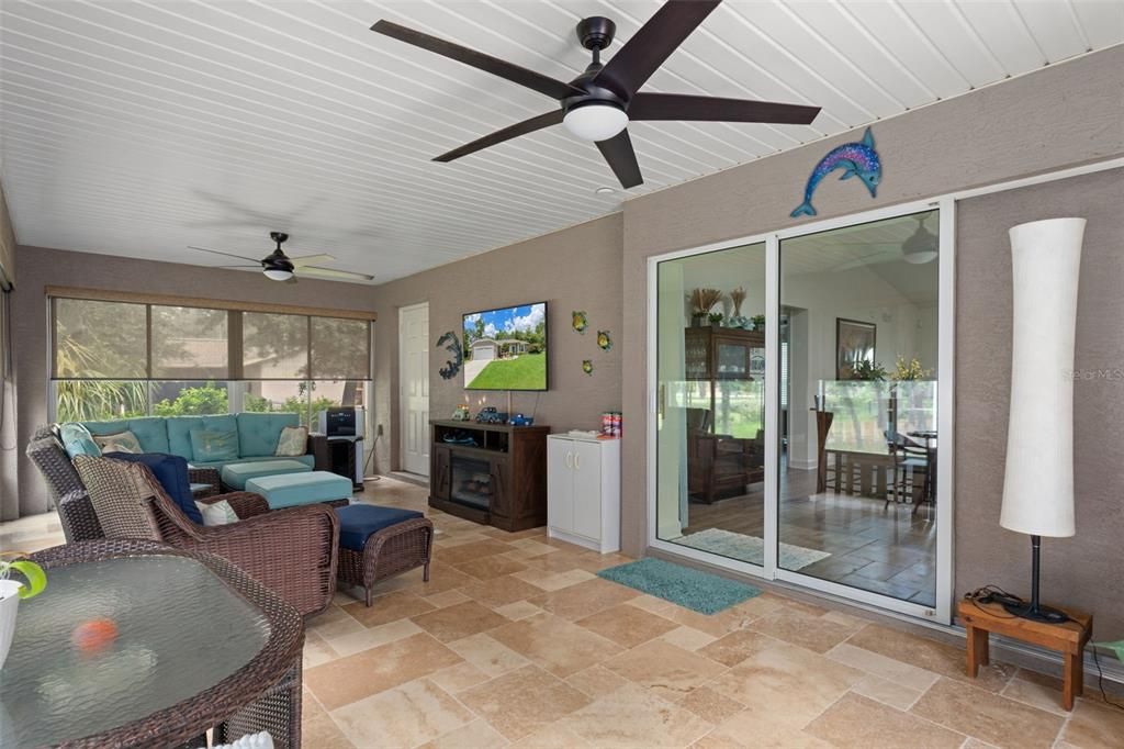 En Venta: $389,000 (2 camas, 2 baños, 1386 Pies cuadrados)