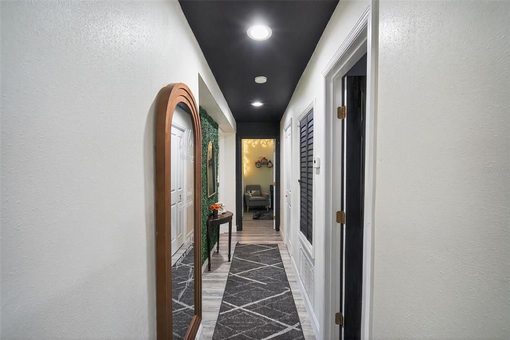 На продажу: $217,000 (3 спален, 1 ванн, 1100 Квадратных фут)