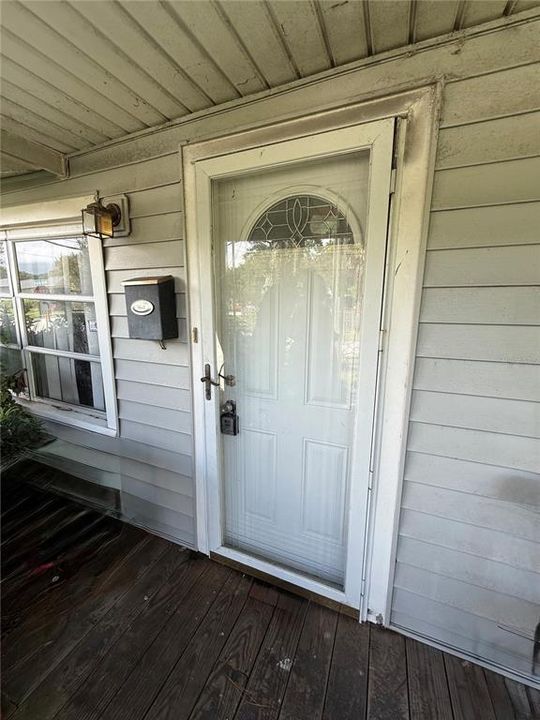 待售: $182,000 (2 贝兹, 1 浴室, 600 平方英尺)