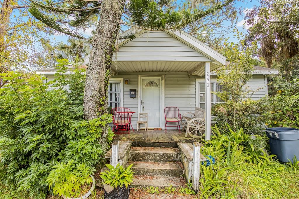 待售: $182,000 (2 贝兹, 1 浴室, 600 平方英尺)