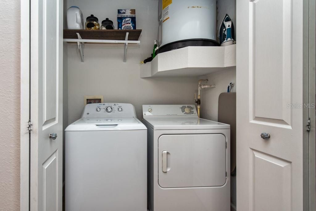 合同活跃: $195,000 (1 贝兹, 1 浴室, 654 平方英尺)