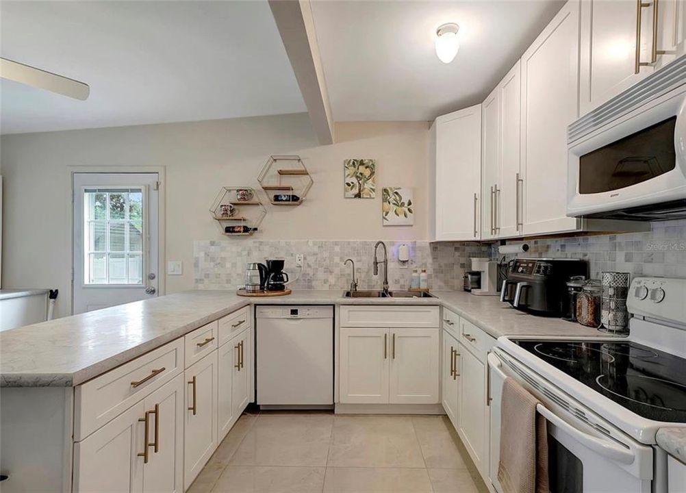 На продажу: $1,175,000 (0 спален, 0 ванн, 3309 Квадратных фут)