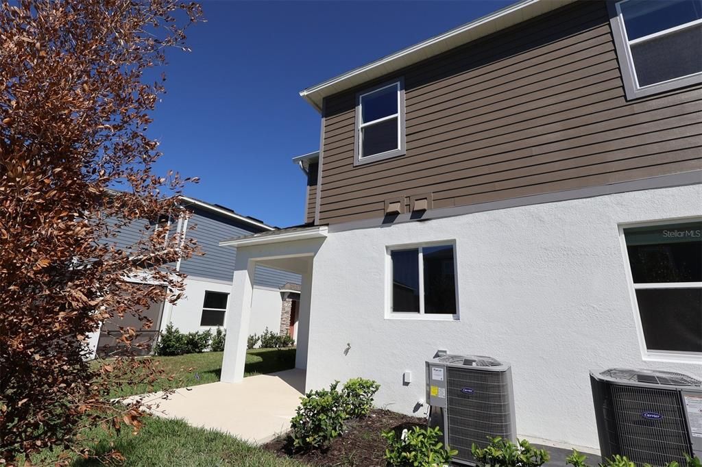 Active With Contract: $449,990 (3 beds, 2 baths, 1729 Square Feet)