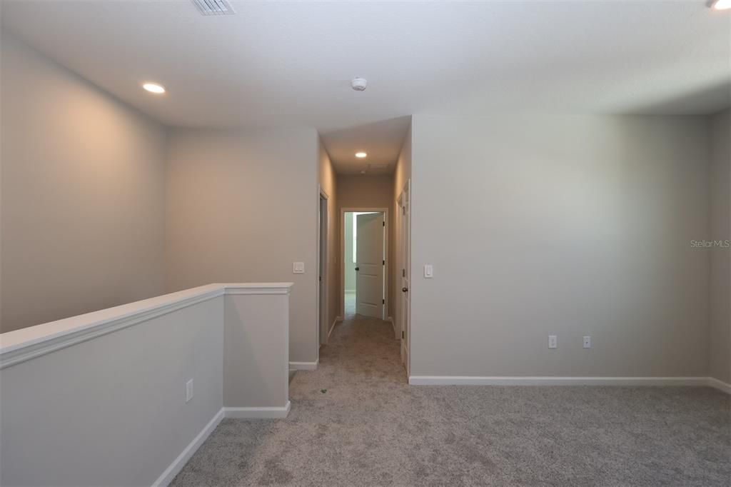 Active With Contract: $449,990 (3 beds, 2 baths, 1729 Square Feet)