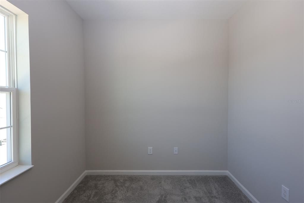 Active With Contract: $449,990 (3 beds, 2 baths, 1729 Square Feet)