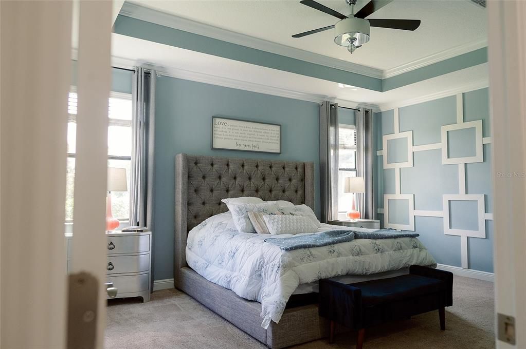 На продажу: $829,900 (5 спален, 3 ванн, 4242 Квадратных фут)