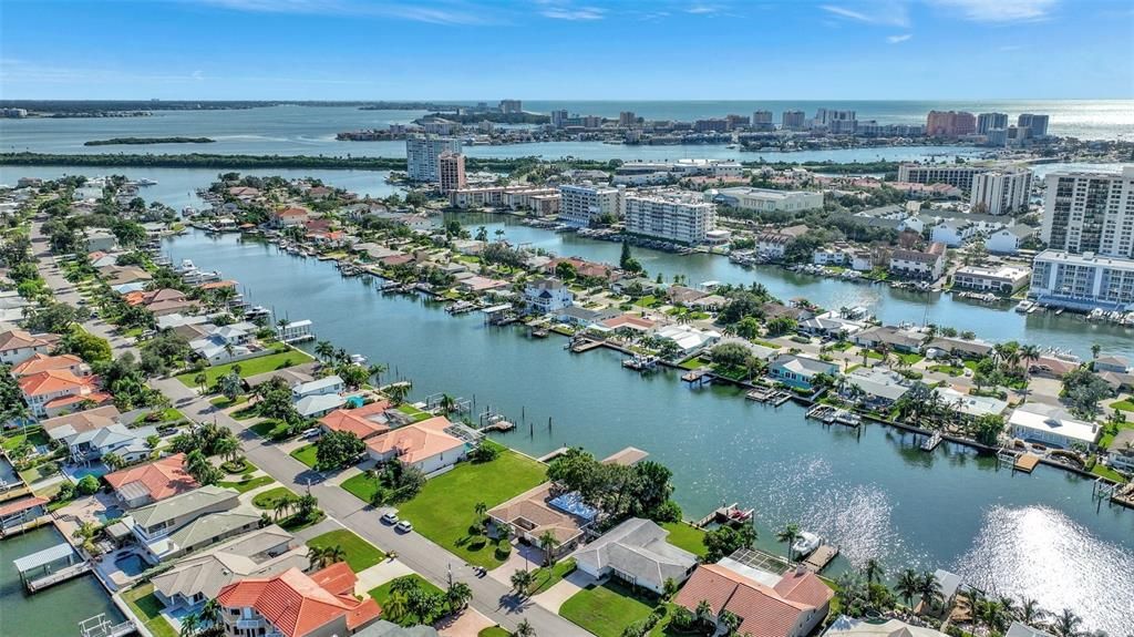 Active With Contract: $1,700,000 (3 beds, 2 baths, 2366 Square Feet)