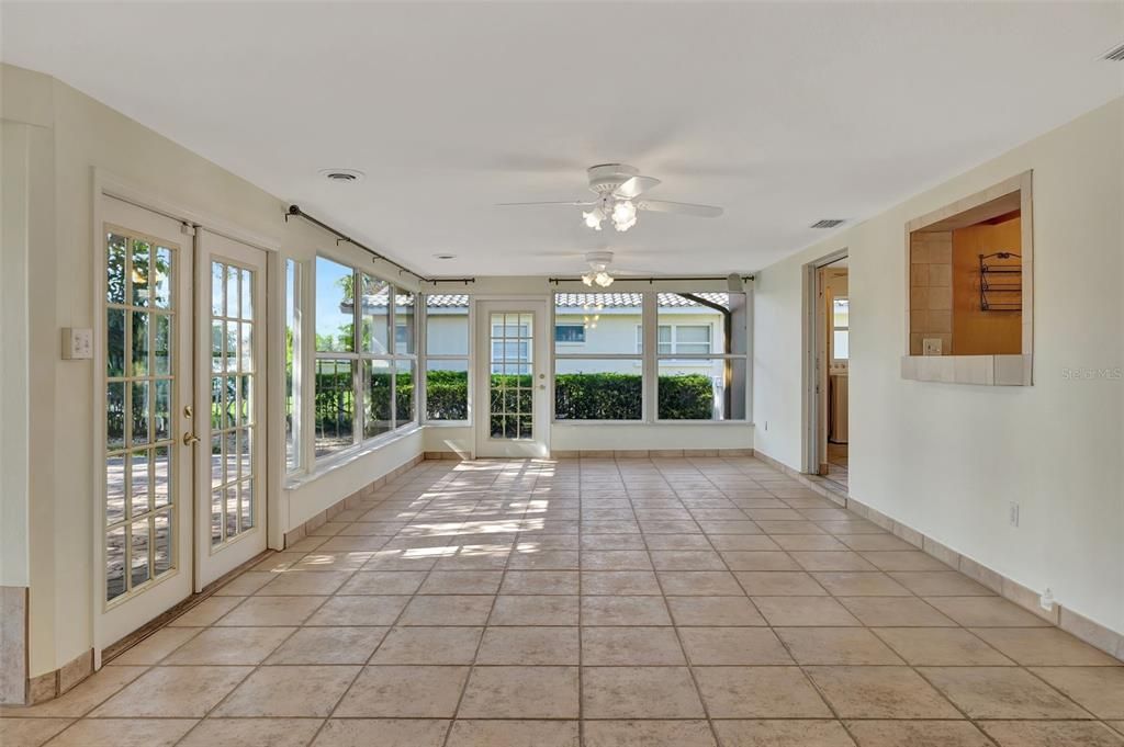 Active With Contract: $1,700,000 (3 beds, 2 baths, 2366 Square Feet)