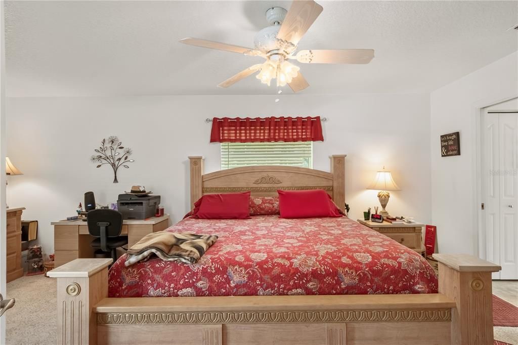 En Venta: $385,000 (3 camas, 2 baños, 1602 Pies cuadrados)