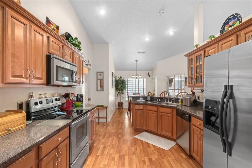 En Venta: $385,000 (3 camas, 2 baños, 1602 Pies cuadrados)