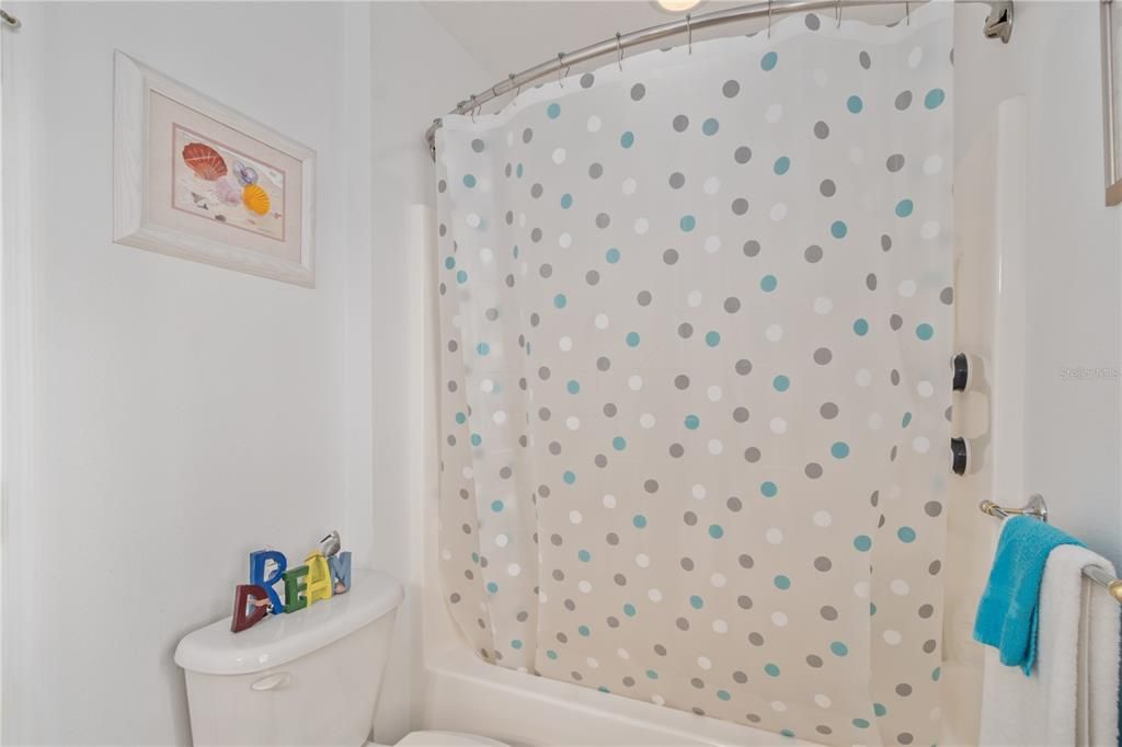 En Venta: $385,000 (3 camas, 2 baños, 1602 Pies cuadrados)