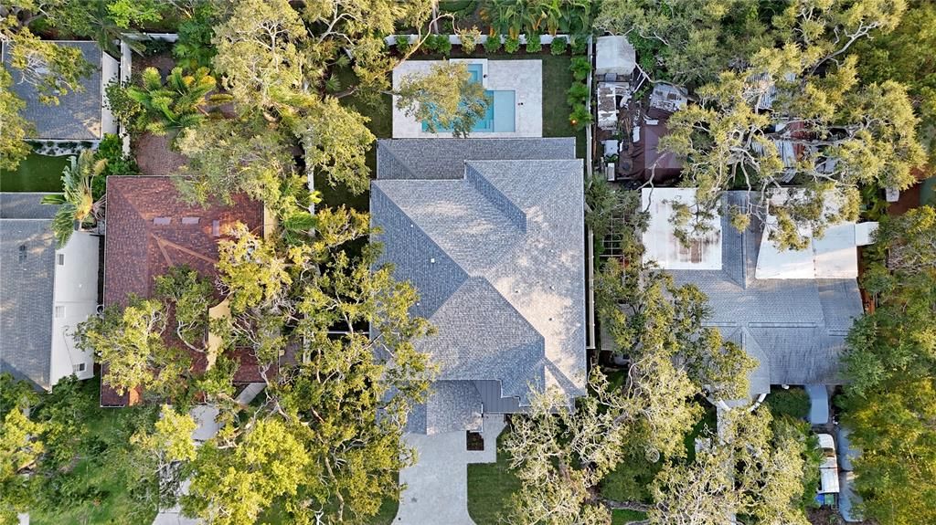 Под контрактом: $2,149,000 (5 спален, 4 ванн, 4152 Квадратных фут)