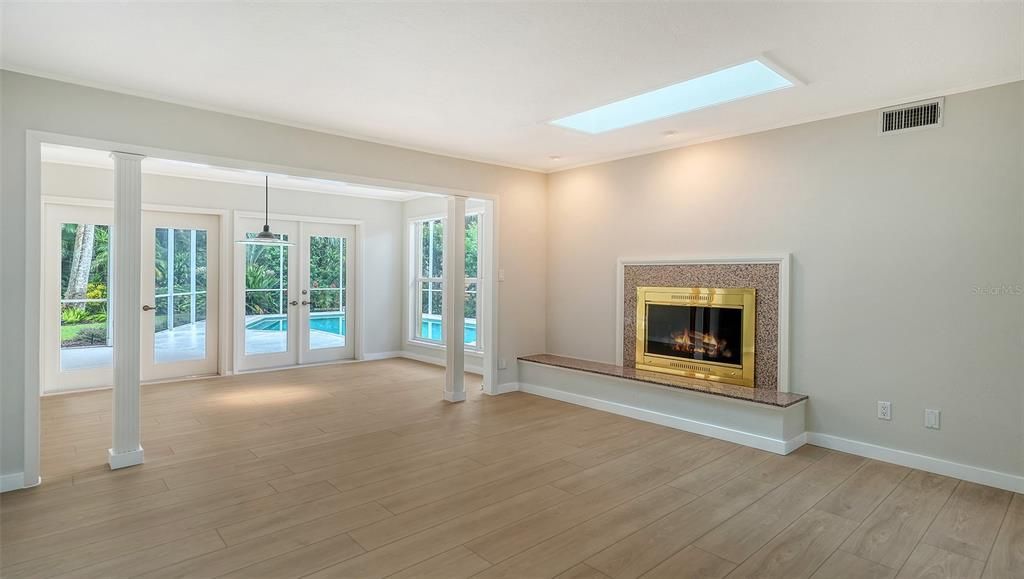 待售: $1,195,000 (3 贝兹, 3 浴室, 2160 平方英尺)