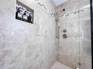 For Sale: $190,000 (1 beds, 1 baths, 524 Square Feet)