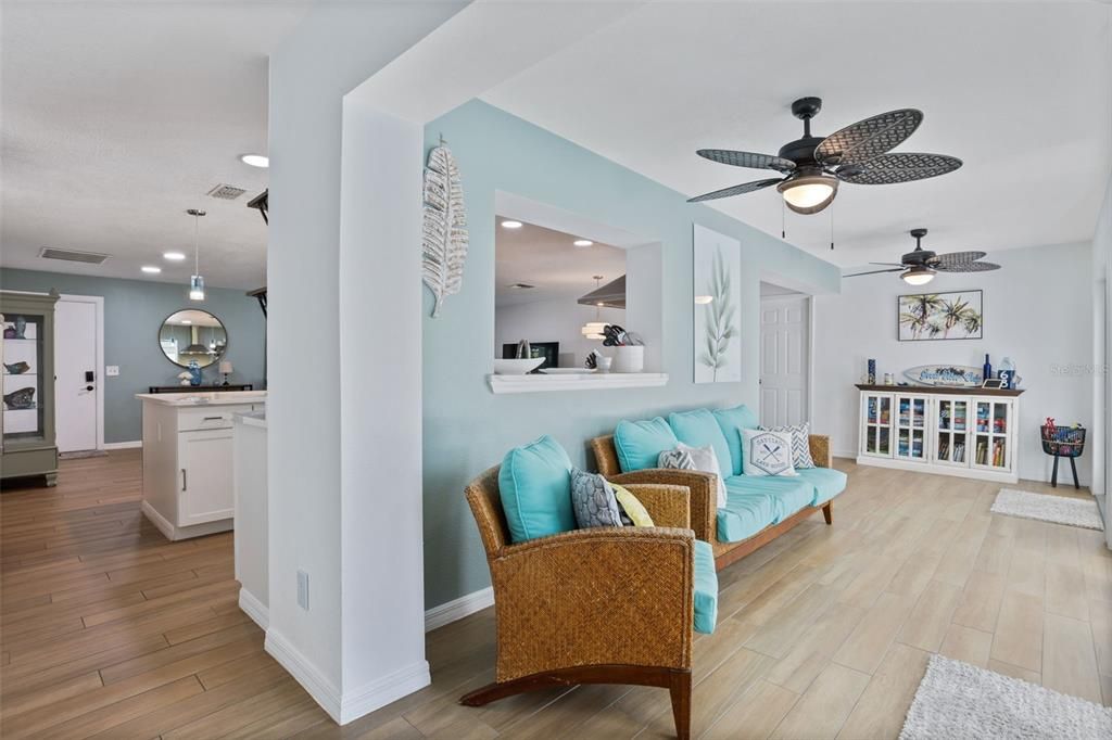 待售: $479,900 (4 贝兹, 2 浴室, 1977 平方英尺)