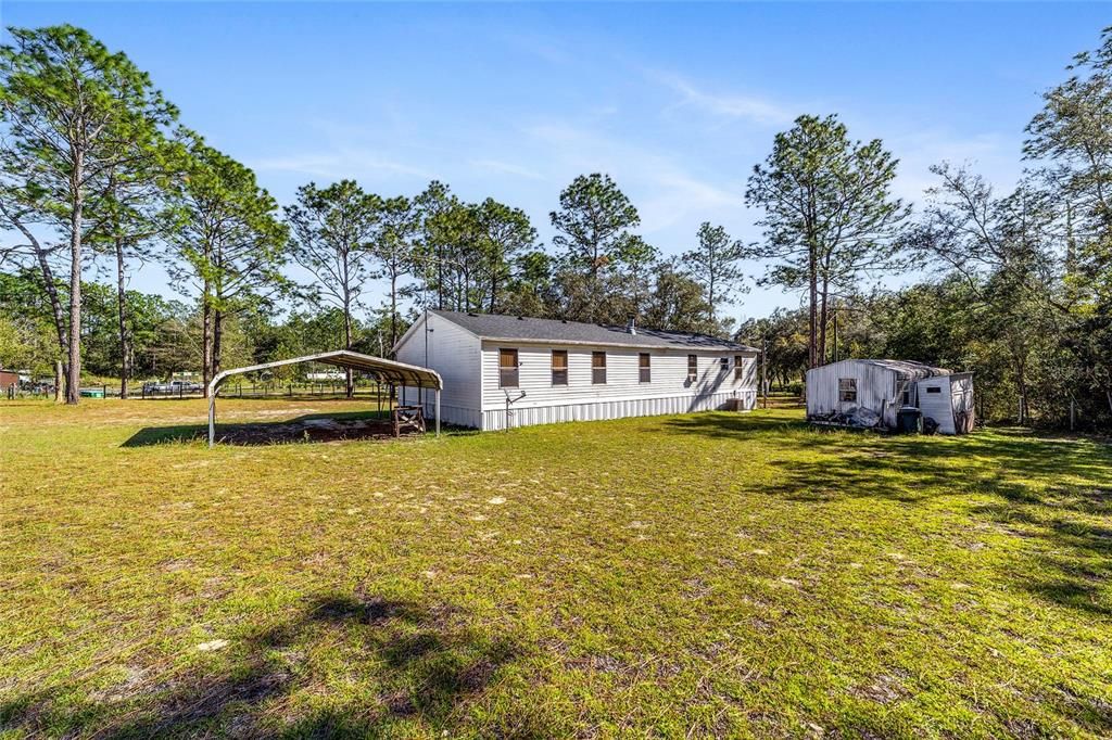 Под контрактом: $188,000 (3 спален, 2 ванн, 1560 Квадратных фут)