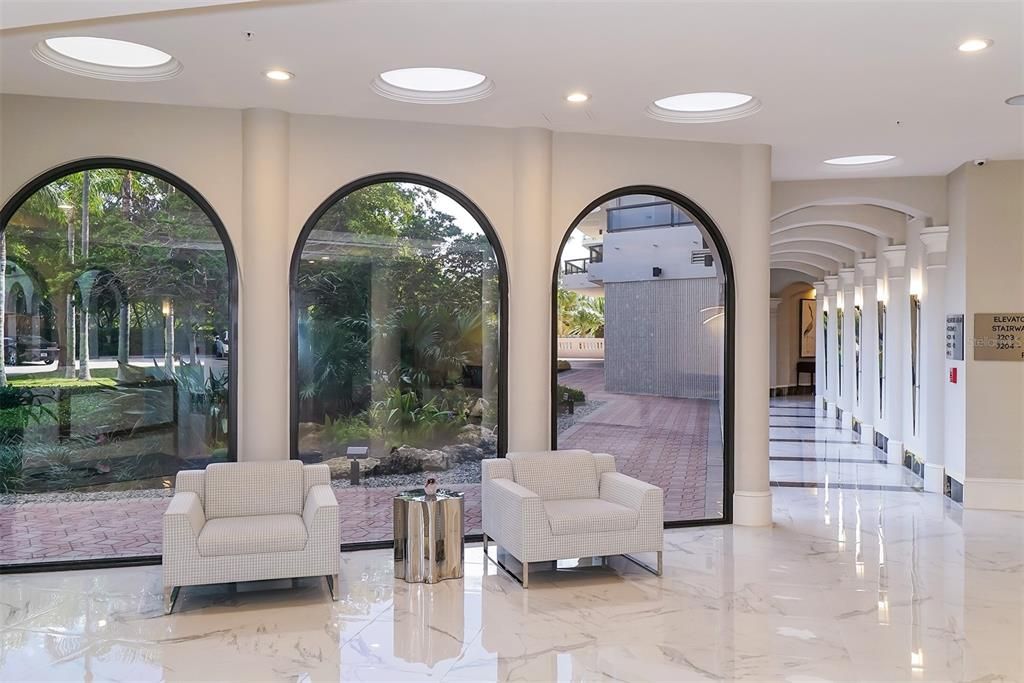 待售: $2,995,000 (2 贝兹, 2 浴室, 2525 平方英尺)