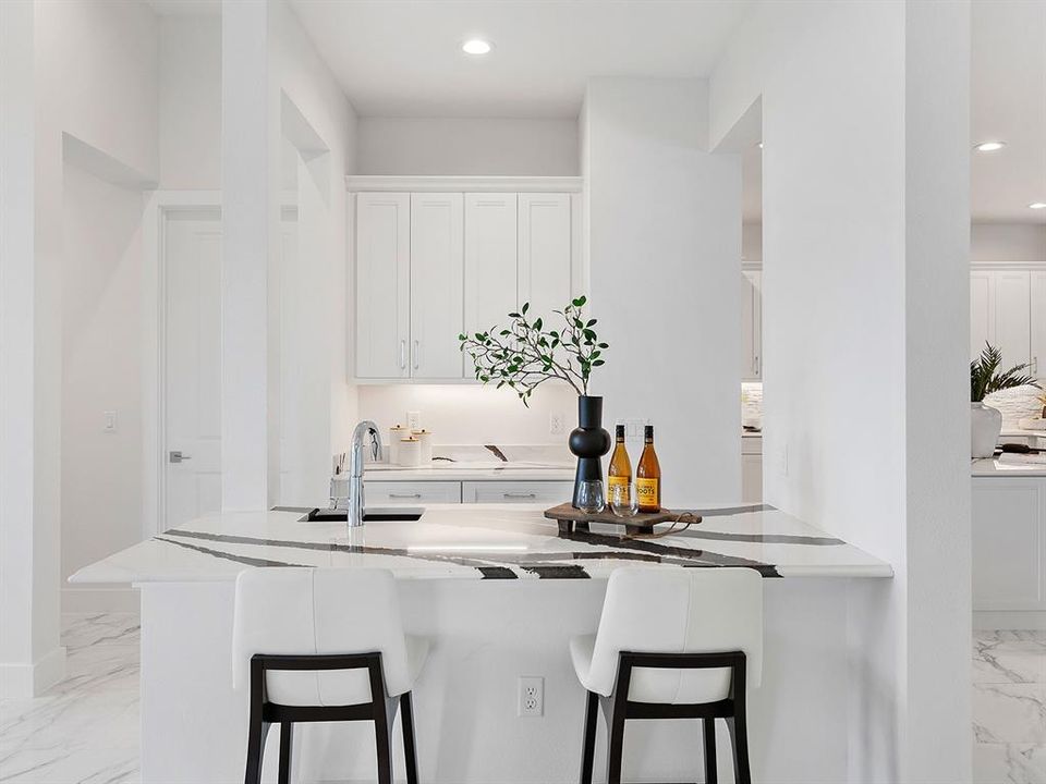 En Venta: $2,590,000 (4 camas, 4 baños, 4302 Pies cuadrados)