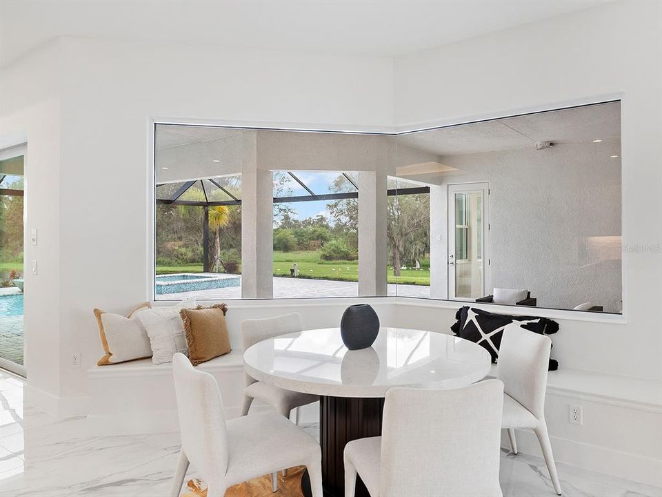 En Venta: $2,590,000 (4 camas, 4 baños, 4302 Pies cuadrados)