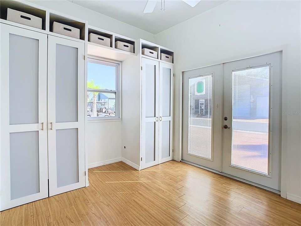 Под контрактом: $118,900 (0.06 acres)