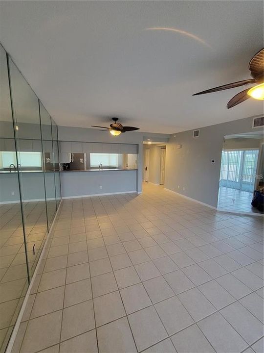 For Rent: $2,400 (2 beds, 2 baths, 1205 Square Feet)