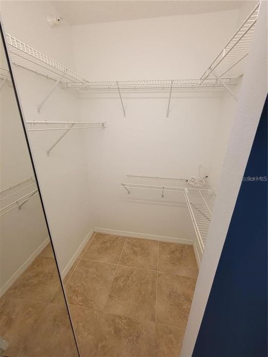 For Rent: $2,400 (2 beds, 2 baths, 1205 Square Feet)