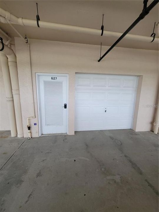 For Rent: $2,400 (2 beds, 2 baths, 1205 Square Feet)