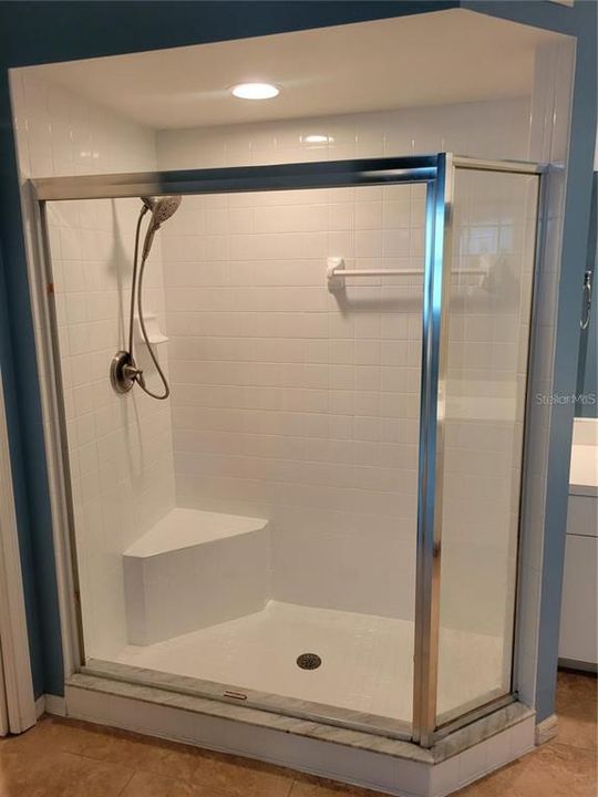 For Rent: $2,400 (2 beds, 2 baths, 1205 Square Feet)