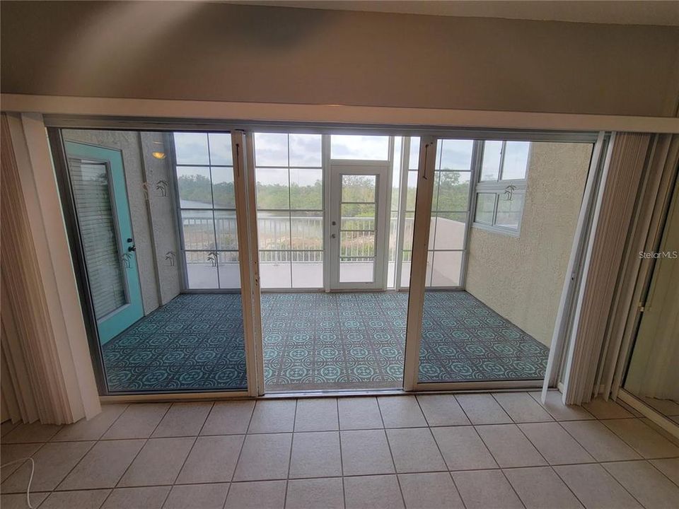 For Rent: $2,400 (2 beds, 2 baths, 1205 Square Feet)