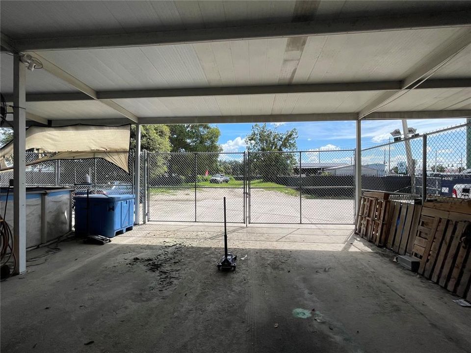 待售: $1,575,000 (0 贝兹, 0 浴室, 9211 平方英尺)