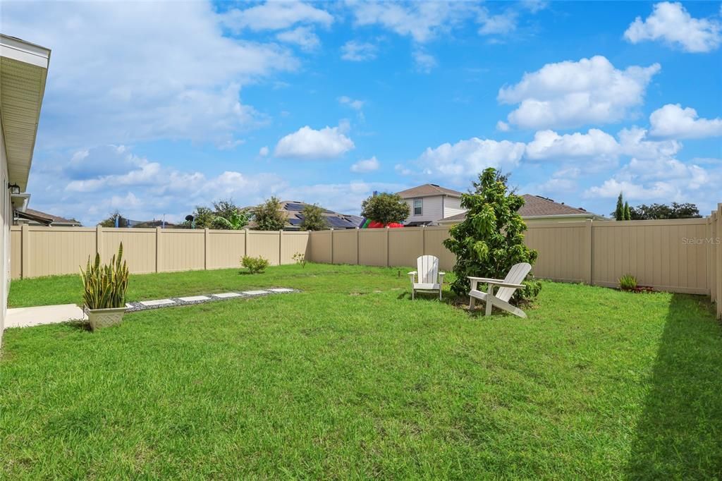 Active With Contract: $337,999 (3 beds, 2 baths, 1278 Square Feet)