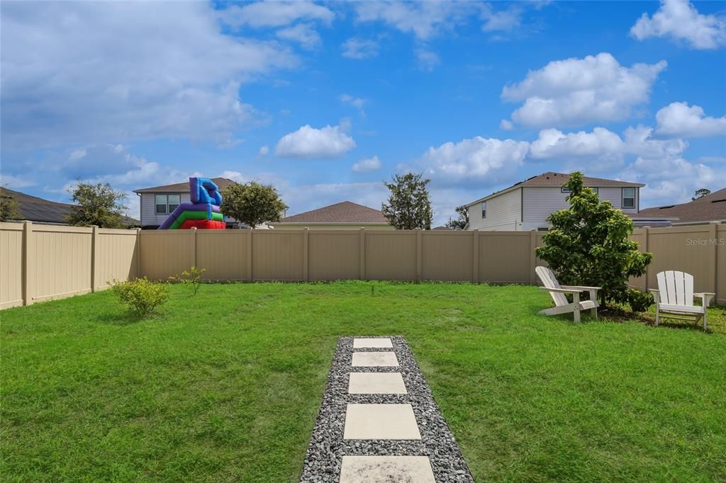 Active With Contract: $337,999 (3 beds, 2 baths, 1278 Square Feet)