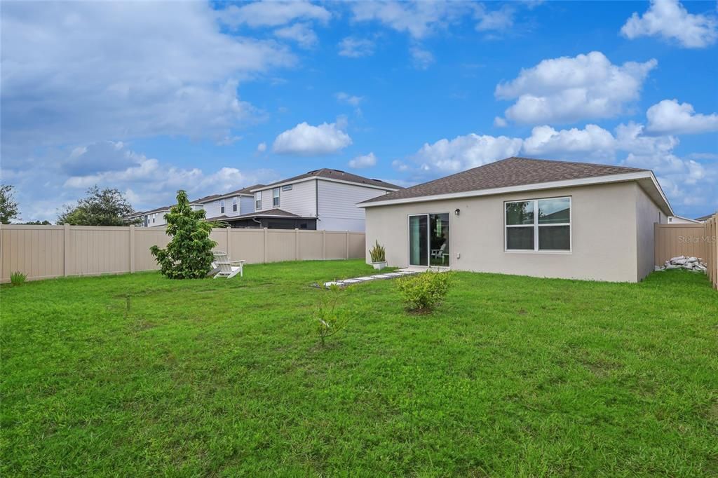 Active With Contract: $337,999 (3 beds, 2 baths, 1278 Square Feet)