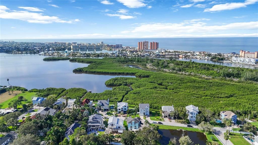 For Sale: $974,900 (4 beds, 3 baths, 2272 Square Feet)