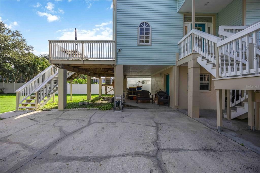 For Sale: $974,900 (4 beds, 3 baths, 2272 Square Feet)