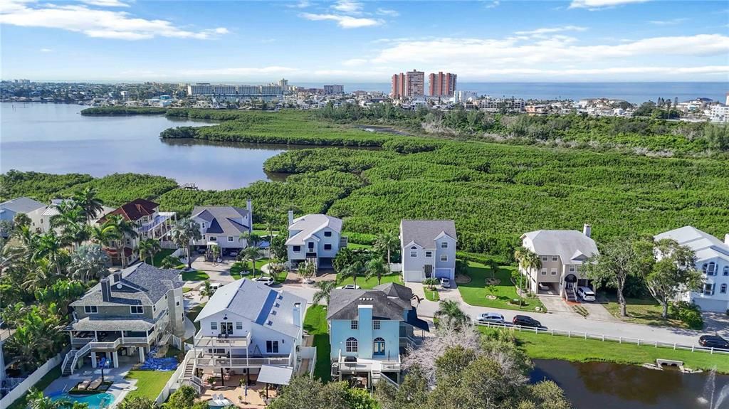 For Sale: $974,900 (4 beds, 3 baths, 2272 Square Feet)