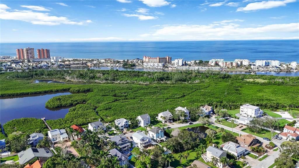 For Sale: $974,900 (4 beds, 3 baths, 2272 Square Feet)