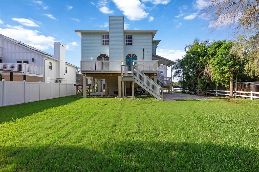 For Sale: $974,900 (4 beds, 3 baths, 2272 Square Feet)