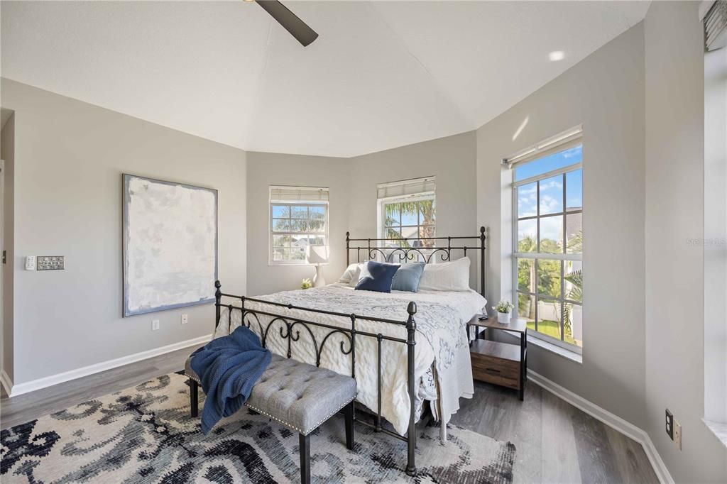 For Sale: $974,900 (4 beds, 3 baths, 2272 Square Feet)