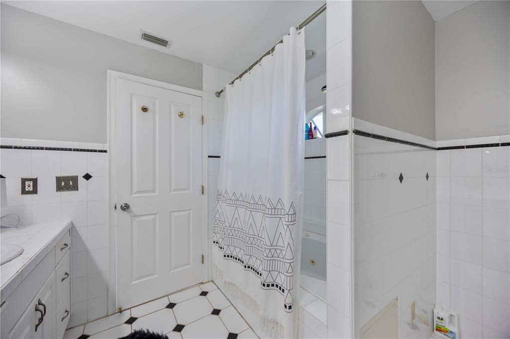 For Sale: $974,900 (4 beds, 3 baths, 2272 Square Feet)