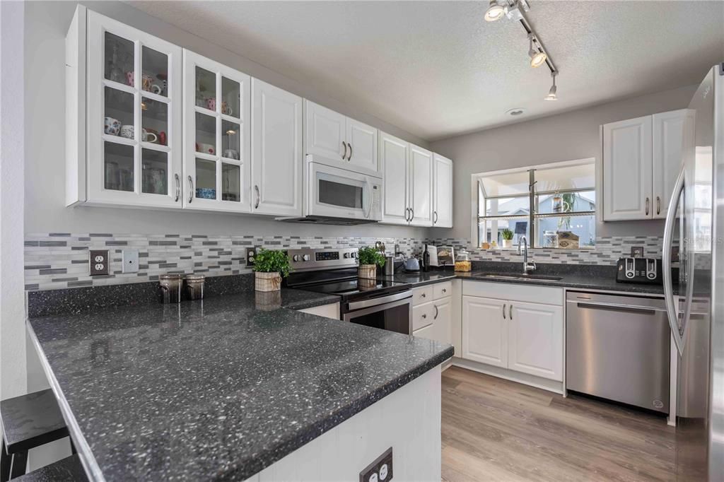 For Sale: $974,900 (4 beds, 3 baths, 2272 Square Feet)