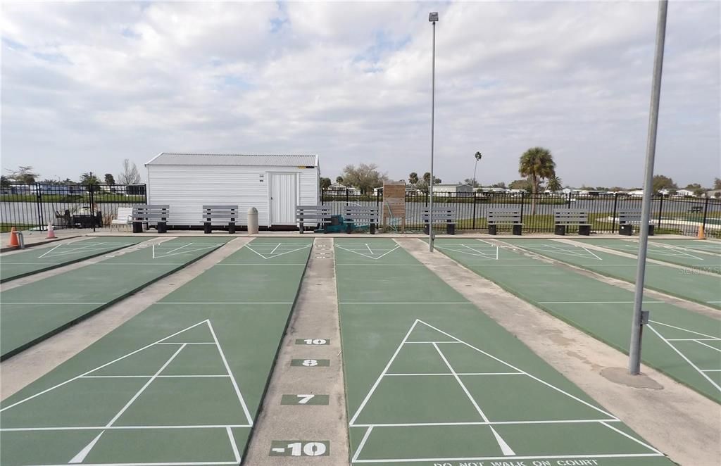 待售: $40,000 (0.21 acres)